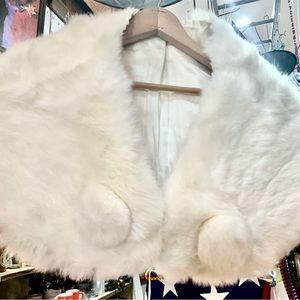 Vintage 1960’s ivory cream rabbit fur, bridal wrap, wedding stole.